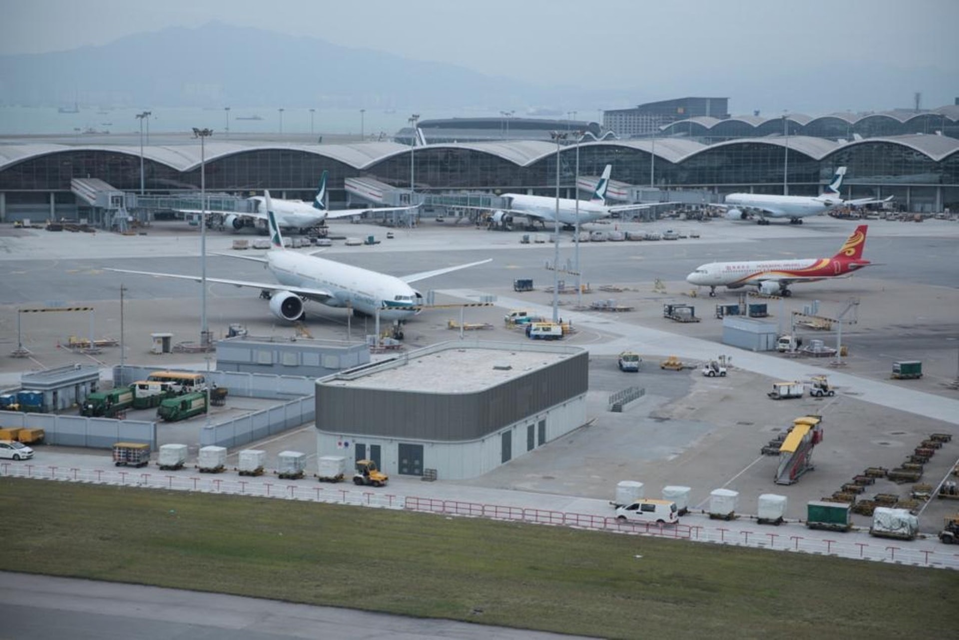 航班延誤無保障香港只能「葡萄」歐盟賠償？