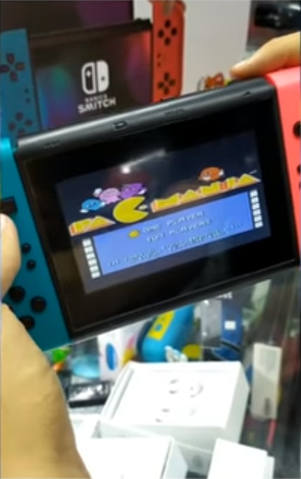 山寨Switch有PACMAN食鬼打。 山寨Switch有PACMAN食鬼打。