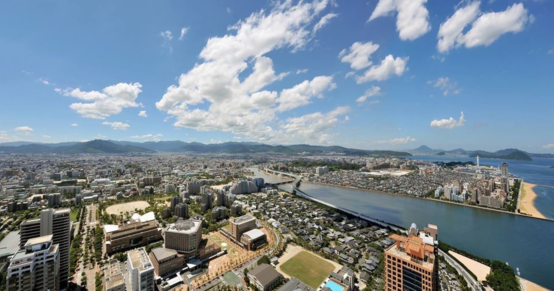 福岡位於日本九州,全市人口158萬,是日本人口第四大城市。(FB@福岡タワー|FUKUOKA TOWER) 福岡位於日本九州,全市人口158萬,是日本人口第四大城市。(FB@福岡タワー|FUKUOKA TOWER)