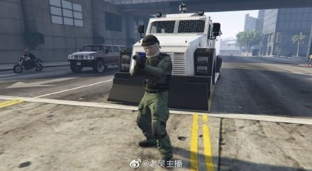 Gta V更新引發中港玩家 衝突 示威者 防暴警察造型激戰