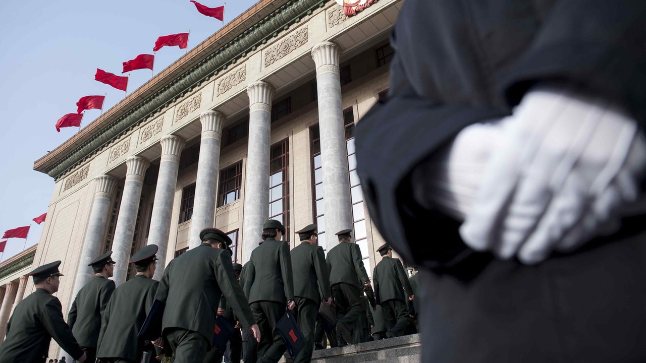 【人事變動】兩解放軍少將辭人大代表 南沙海戰虎將任新職 【人事變動】兩解放軍少將辭人大代表 南沙海戰虎將任新職