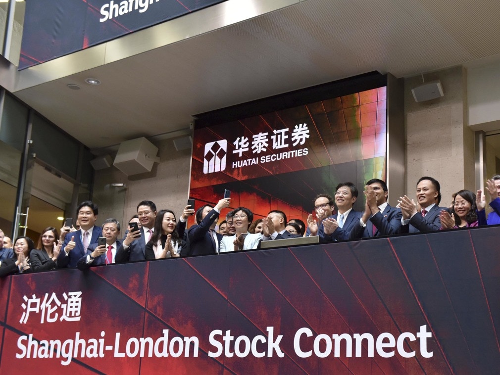 2019年6月17日,華泰證券在倫敦證券交易所成功上市,成為首家使用滬倫通機制的中國企業。(Reuters) 2019年6月17日,華泰證券在倫敦證券交易所成功上市,成為首家使用滬倫通機制的中國企業。(Reuters)
