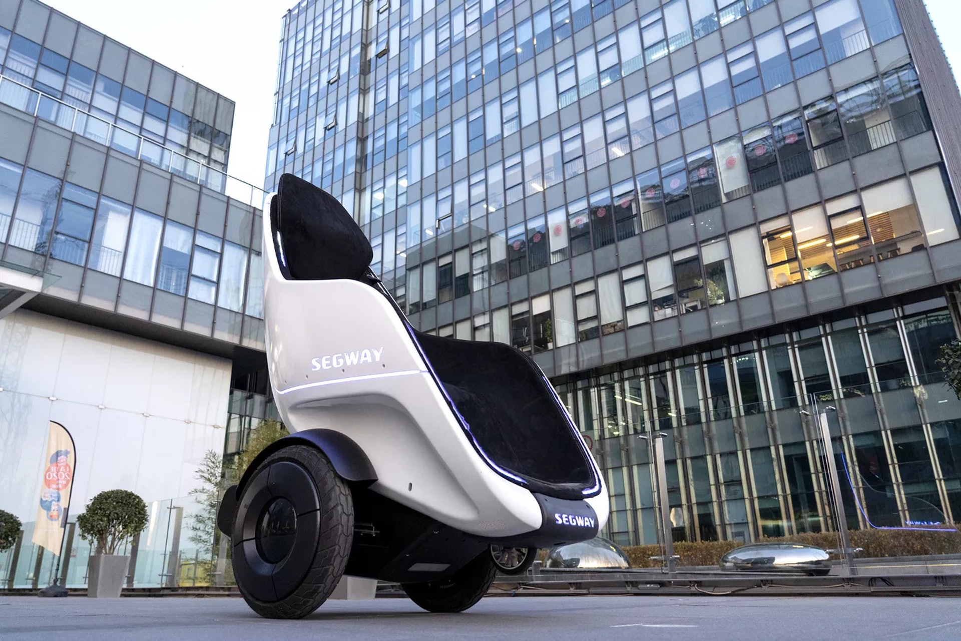 S-Pod 擬在CES 2020 首次公開亮相【SEGWAY】 S-Pod 擬在CES 2020 首次公開亮相【SEGWAY】