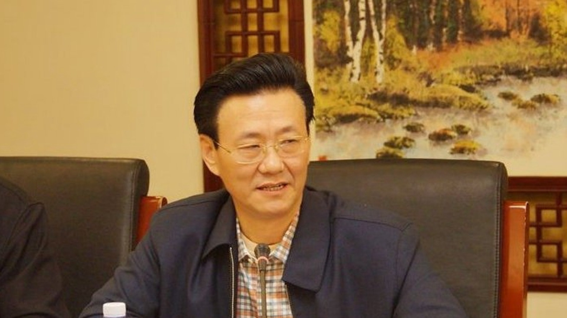 楊克勤曾長期在政法系統任職。(微博@央視新聞) 楊克勤曾長期在政法系統任職。(微博@央視新聞)