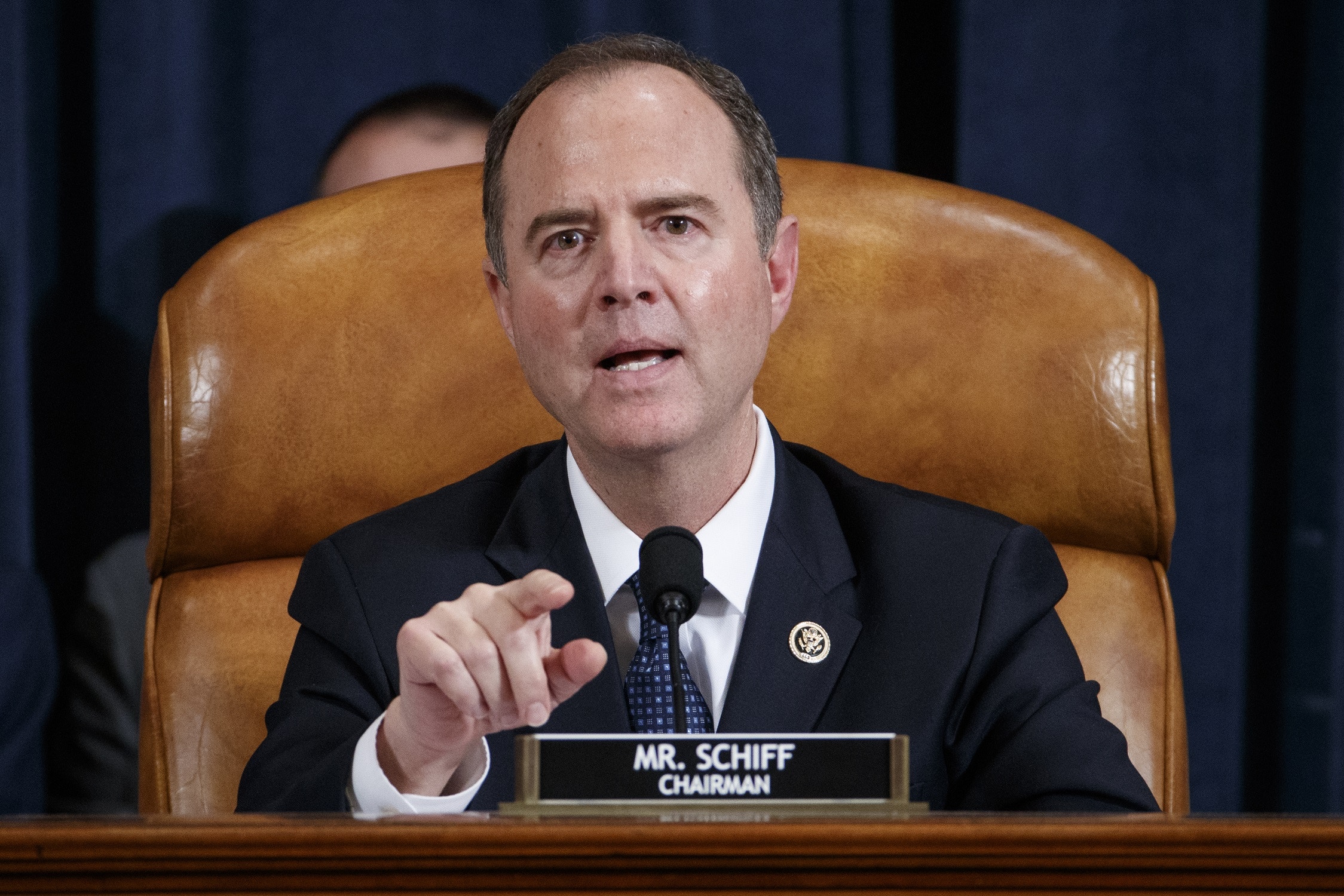 眾議院情報委員會主席希夫（Adam Schiff），擔任首席代理人（lead manager）。希夫在特朗普彈劾調查中扮演領導角色，展現沉着鎮定的態度。（Getty）