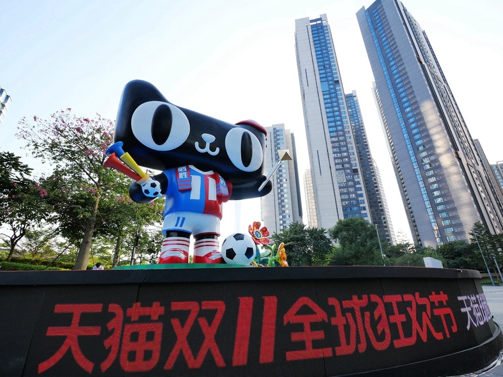 面對中國電商、物流產業在全球相對發達的局面,美方只能以「平台售假」為藉口勉強加以干預。(視覺中國) 面對中國電商、物流產業在全球相對發達的局面,美方只能以「平台售假」為藉口勉強加以干預。(視覺中國)