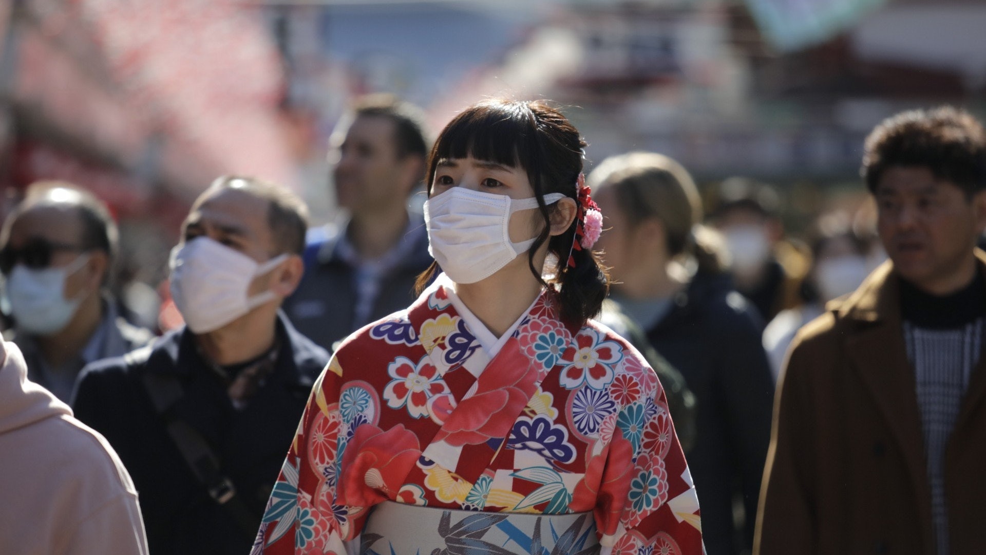 日本口罩也缺貨 中國客+本地人「爆買」 1周銷量多往年3倍 日本口罩也缺貨 中國客+本地人「爆買」 1周銷量多往年3倍