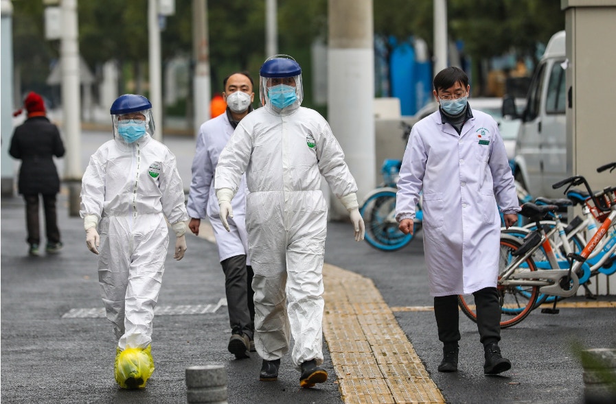 截至1月29日中國共有近6,000名醫務人員抵達湖北省開展救治工作。（AP）