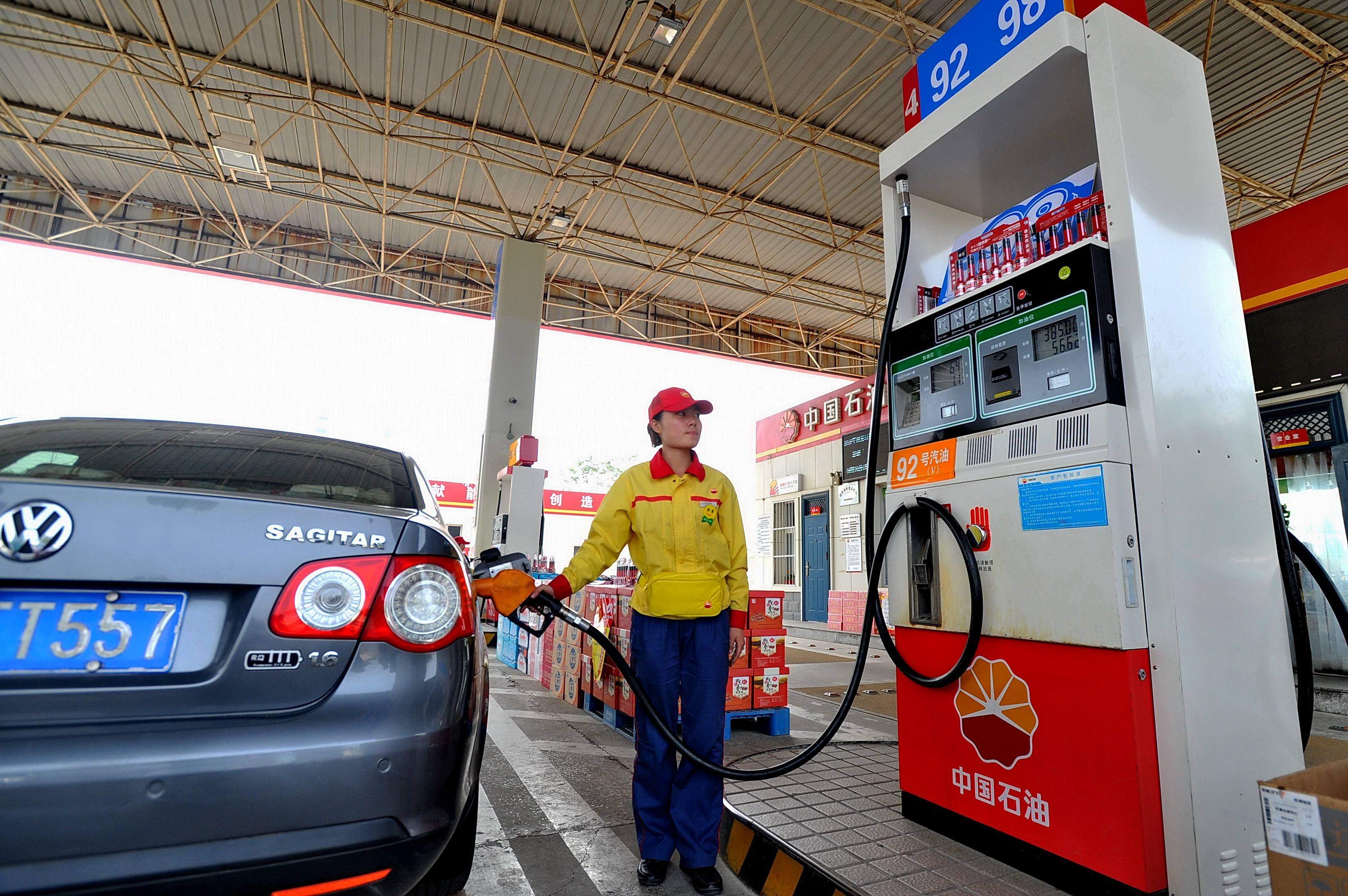 國際油價失守100美元紐約期油急挫近8%