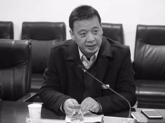 点击图片看原样大小图片