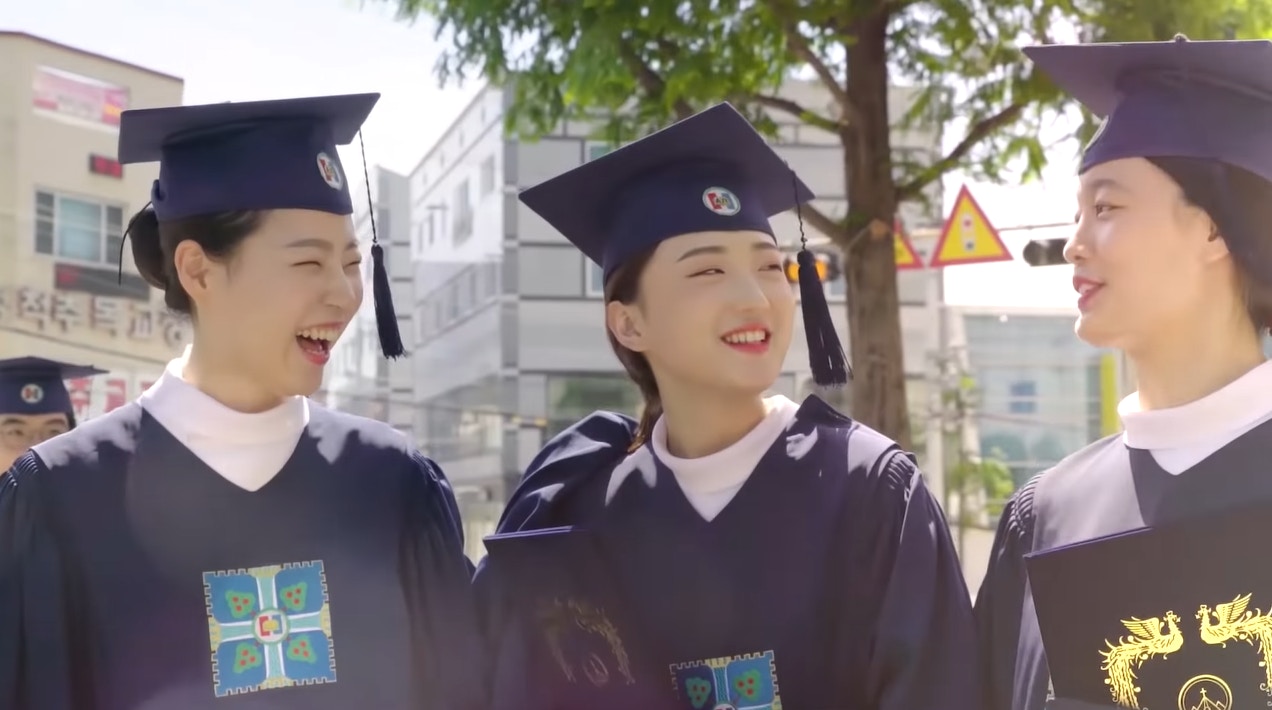 MKKvVUD4FZiU_QOm6CDXZVp98j4RXqbJy7bg5Mu24OQ