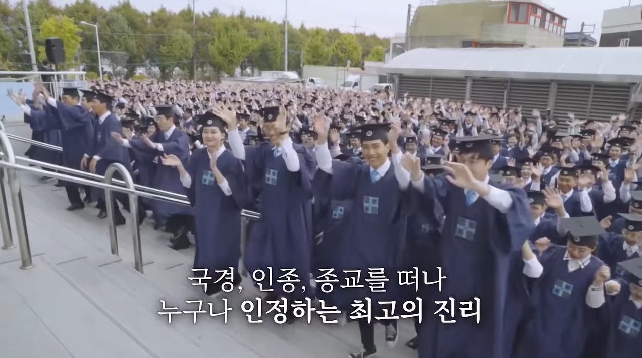 m7MCNACYg2iG9Z3QrBl-WCQVTClrop0B5dWBM-XVgTM