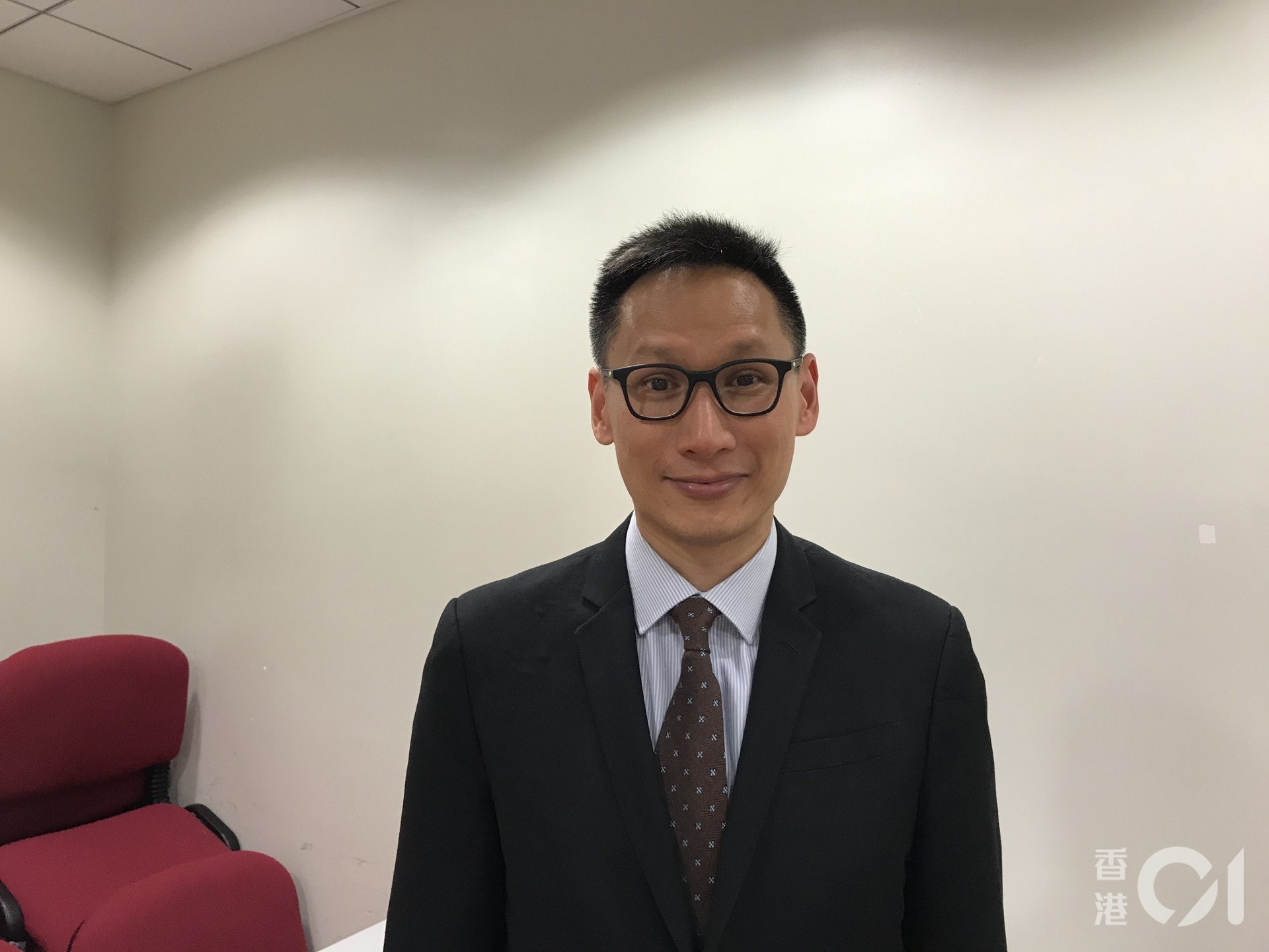 香港中文大學生命科學學院教授陳浩然直言,罕見病不只是科研及醫生的問題,更牽連著無數家庭。(鄧穎琳攝) 香港中文大學生命科學學院教授陳浩然直言,罕見病不只是科研及醫生的問題,更牽連著無數家庭。(鄧穎琳攝)
