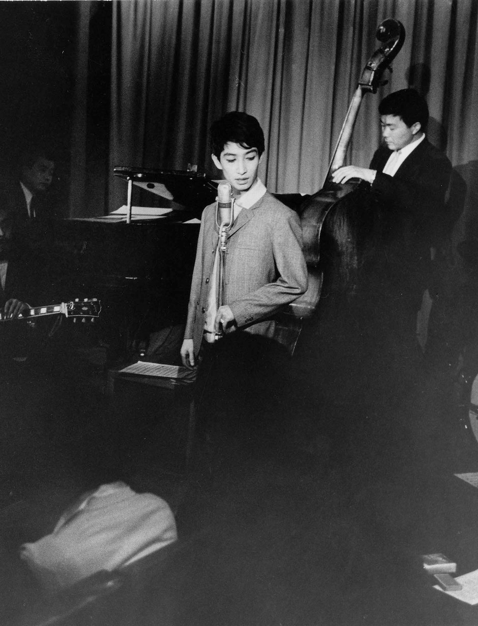 Camillus History And People 開講opentalk 人生 有時候無論你怎樣用力敲門 都不會打開 那是神為了讓我們有足夠時間去增加自己的知識 豐富自己的內涵而準備的 5月15日生日快樂 神武以來の美少年 美輪明宏老師 みわあきひろ 本名 丸山臣吾 1935 Camillus History And People 開講opentalk 人生 有時候無論你怎樣用力敲門 都不會打開 那是神為了讓我們有足夠時間去增加自己的知識 豐富自己的內涵而準備的 5月15日生日快樂 神武以來の美少年 美輪明宏老師 みわあきひろ 本名 丸山臣吾 1935