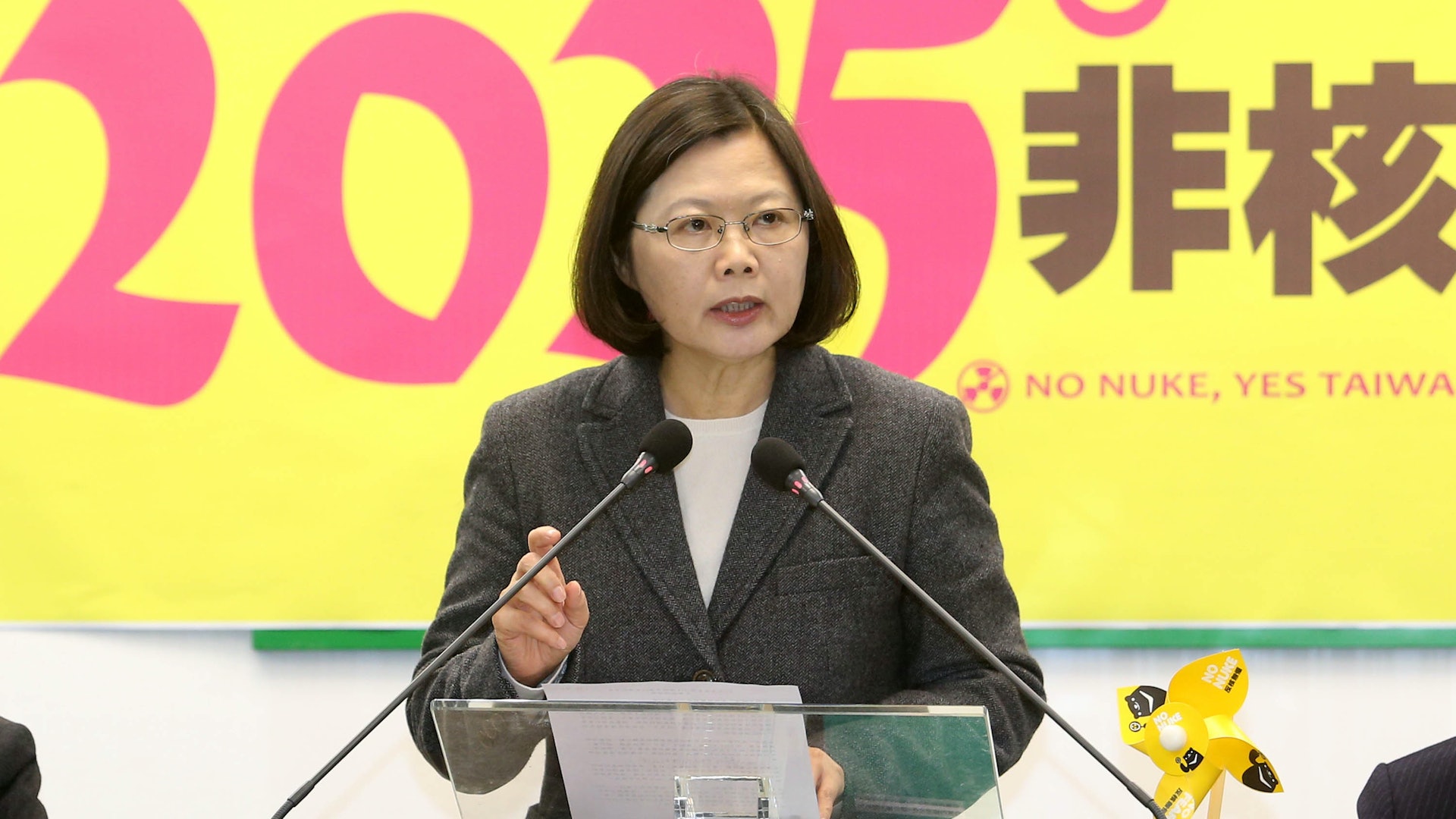 日本核廢水排海「攬炒」 反核的蔡英文何以鴉雀無聲? 日本核廢水排海「攬炒」 反核的蔡英文何以鴉雀無聲?