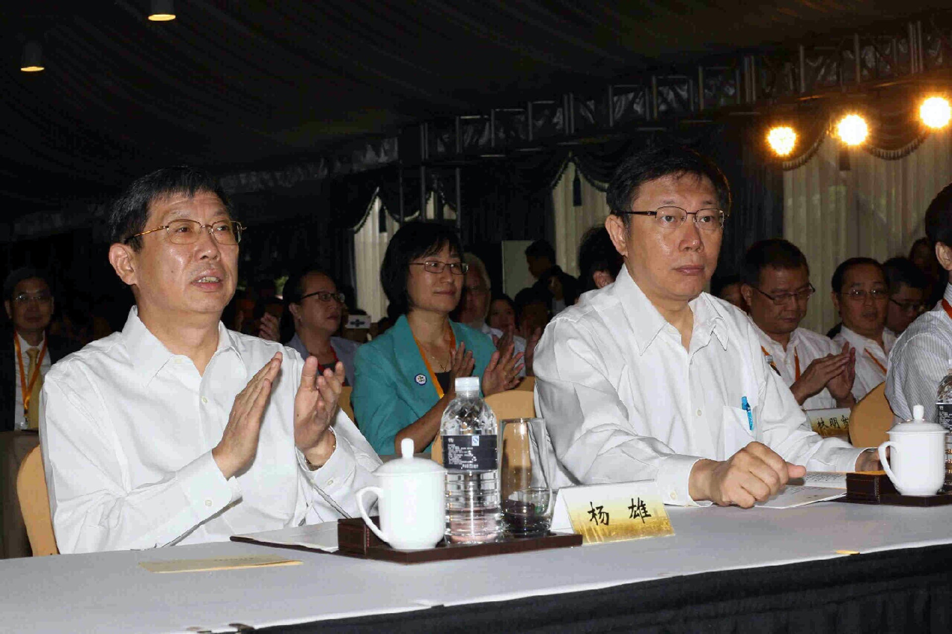 2015年8月18日,台北上海城市論壇上午登場,柯文哲(右)與時任上海市長楊雄共同參與。(台北市政府供圖) 2015年8月18日,台北上海城市論壇上午登場,柯文哲(右)與時任上海市長楊雄共同參與。(台北市政府供圖)