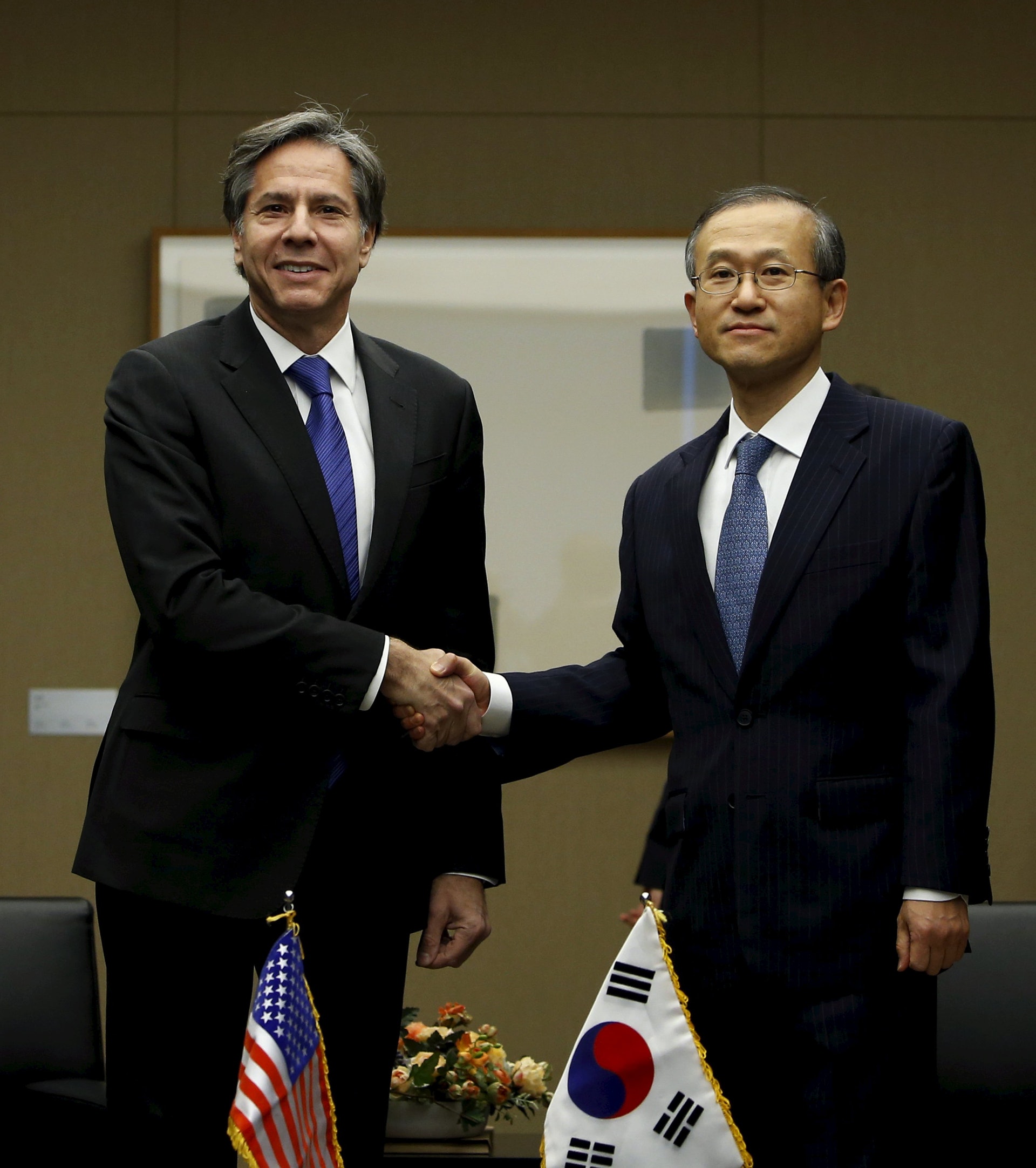 當地時間2016年1月16日，日本東京，美常務副國務卿布林肯與韓國第一副外交部長林成南會面,雙方就朝鮮核問題舉行會談。(Getty）