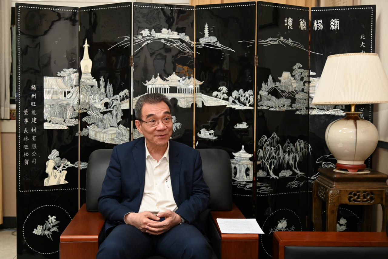 林毅夫認為,內地已不能單憑大規模公共基礎建設救市,必須穩住中小企。(資料圖片 / 陳立程攝) 林毅夫認為,內地已不能單憑大規模公共基礎建設救市,必須穩住中小企。(資料圖片 / 陳立程攝)