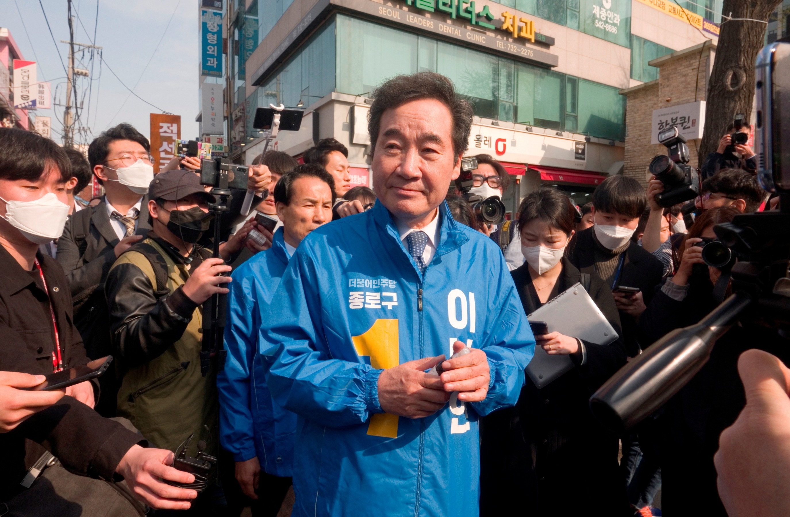 韓國如期周三國會大選疫情期間執政黨支持率升預料可取勝