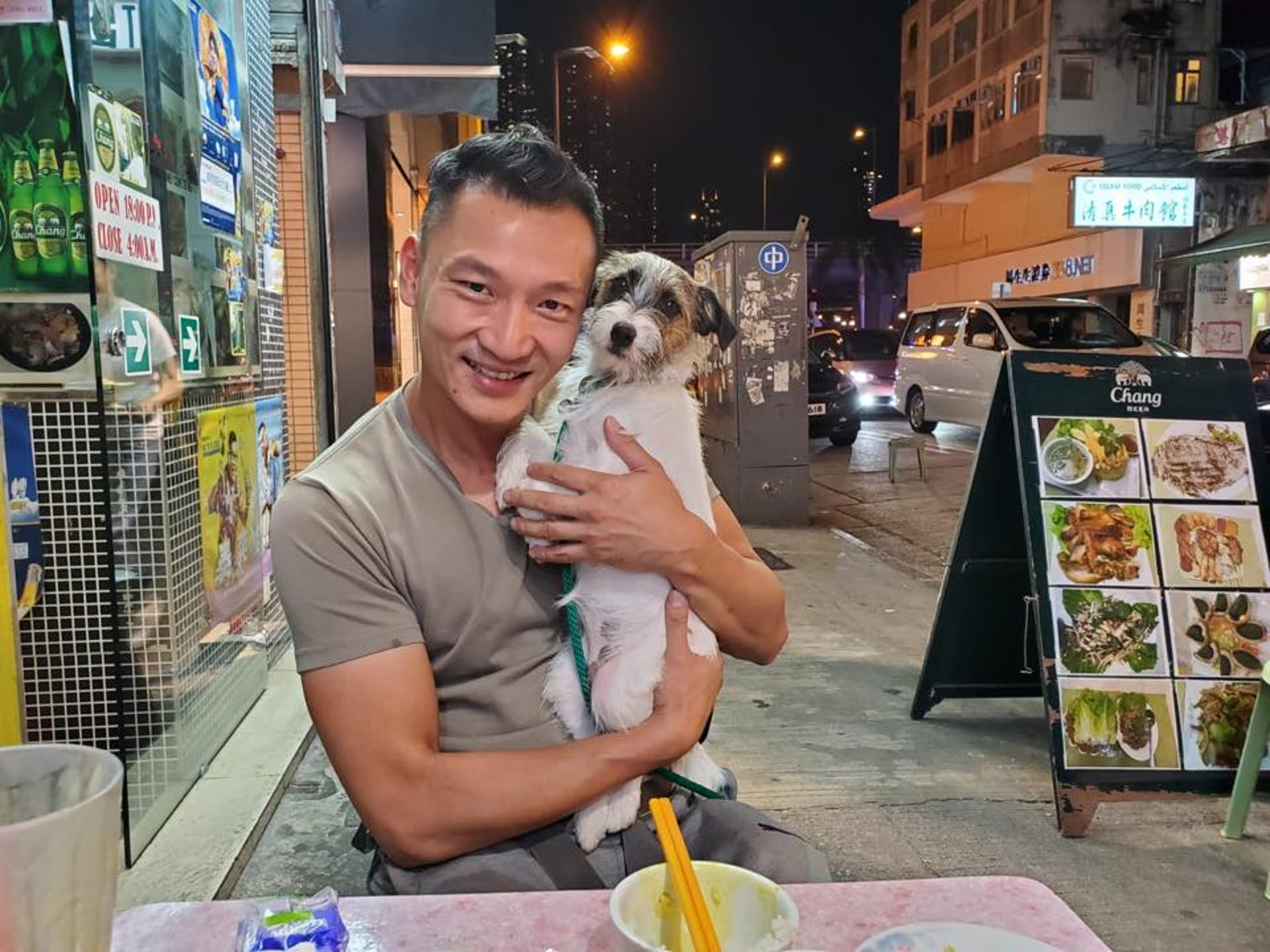 ,星級馴犬師Eric Ko教3招自保。(受訪者提供) ,星級馴犬師Eric Ko教3招自保。(受訪者提供)