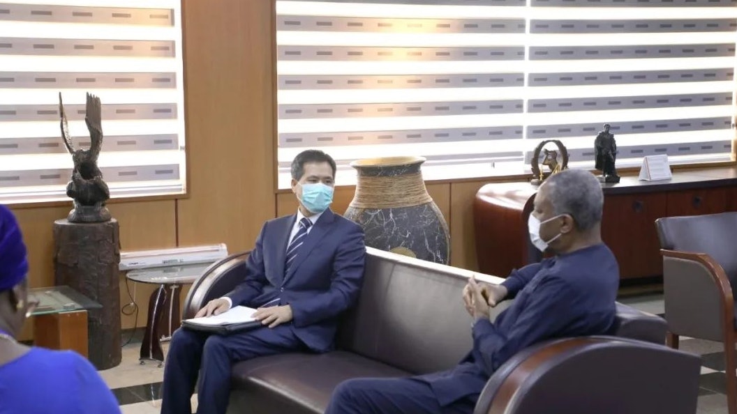 【新冠肺炎】解釋收護照風波 尼日利亞外長:民眾誤會被區別對待 【新冠肺炎】解釋收護照風波 尼日利亞外長:民眾誤會被區別對待