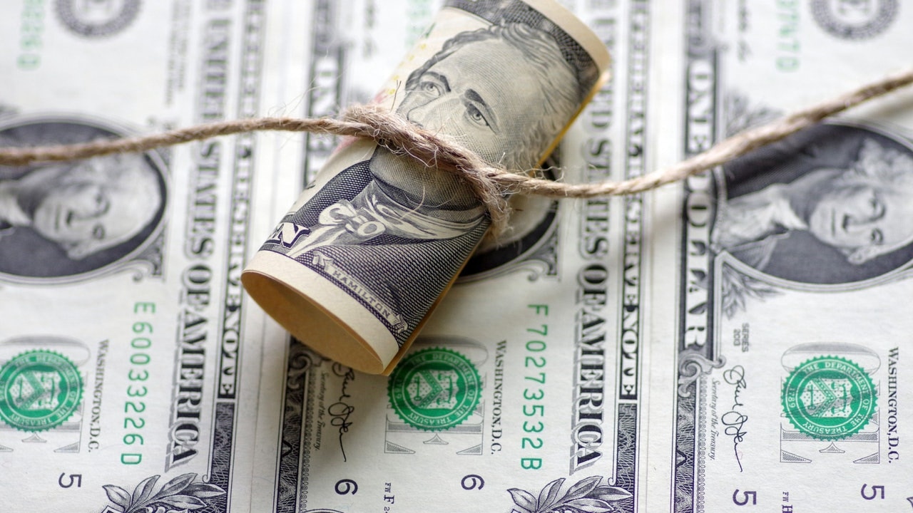 美國權威經濟學家：未來幾年美元將現重大調整或暴跌35%