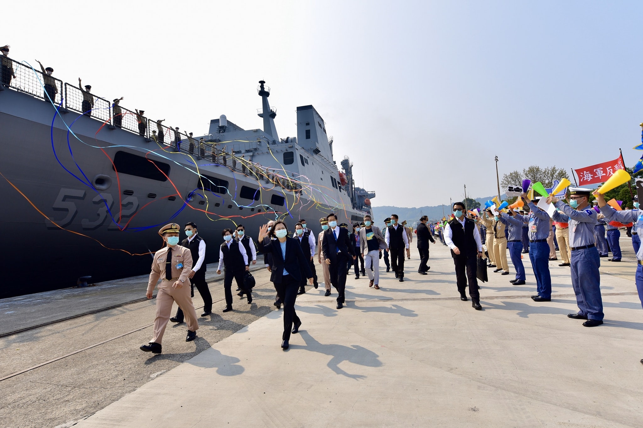 【新冠肺炎】台灣海軍染疫疑隱瞞疫情　蔡英文震怒要求軍方檢討