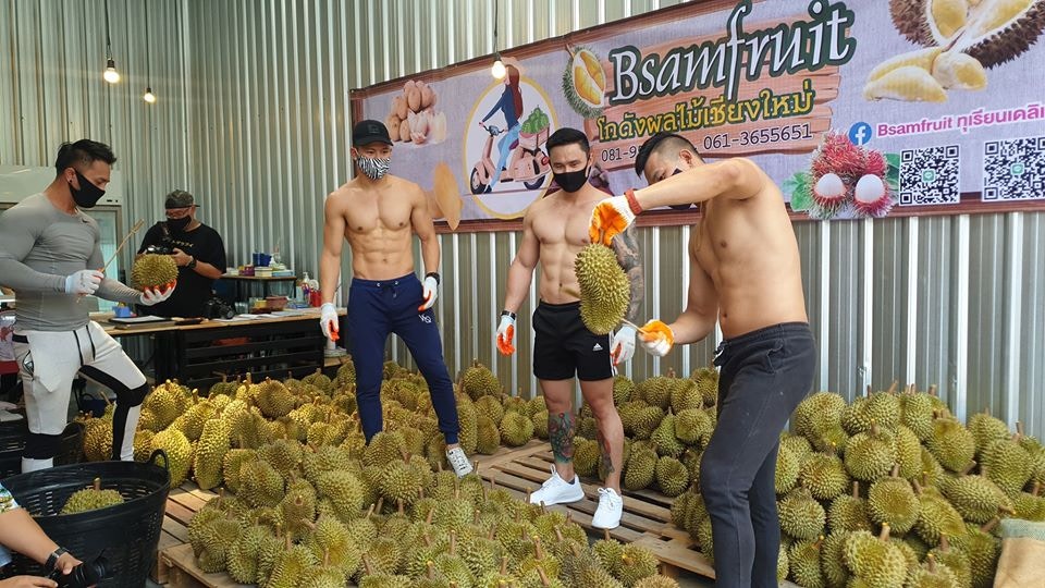 攜帶榴槤者不得用升降機 大廈告示惹熱議網民爆笑奇招應對