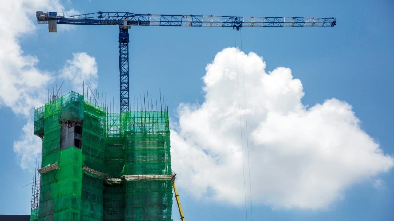 Housing and Transportation Bureau Construction volume fell 77 quarter