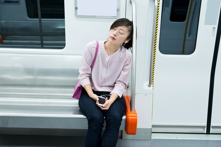 你是一個容易入睡的人嗎?如果你時常「秒睡」,可能是患有睡眠障礙。(GettyImages) 你是一個容易入睡的人嗎?如果你時常「秒睡」,可能是患有睡眠障礙。(GettyImages)