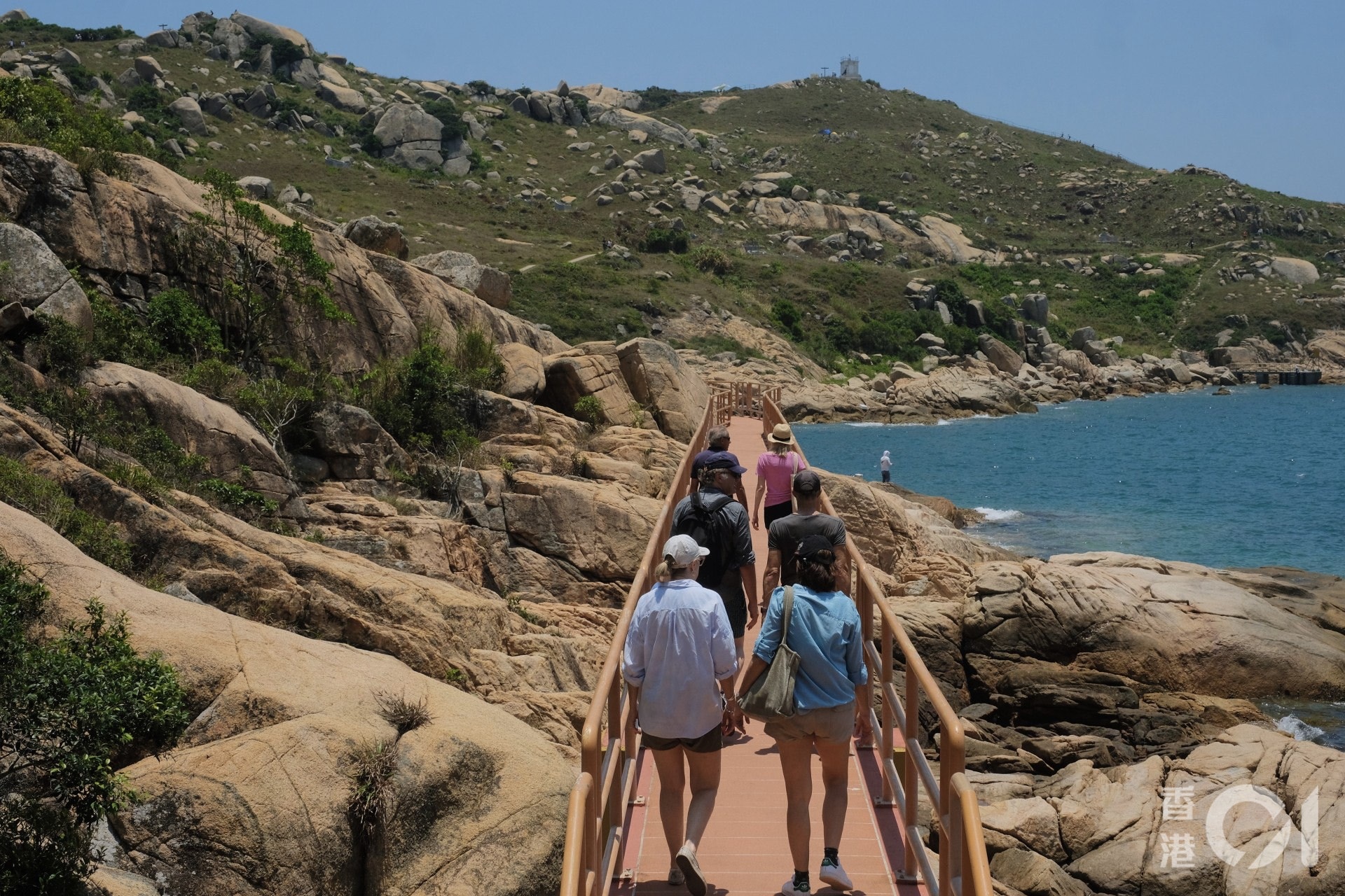 小童、長者、長期病如心臟病或高血壓患者,和過胖人士均較易中暑。(資料圖片) 小童、長者、長期病如心臟病或高血壓患者,和過胖人士均較易中暑。(資料圖片)