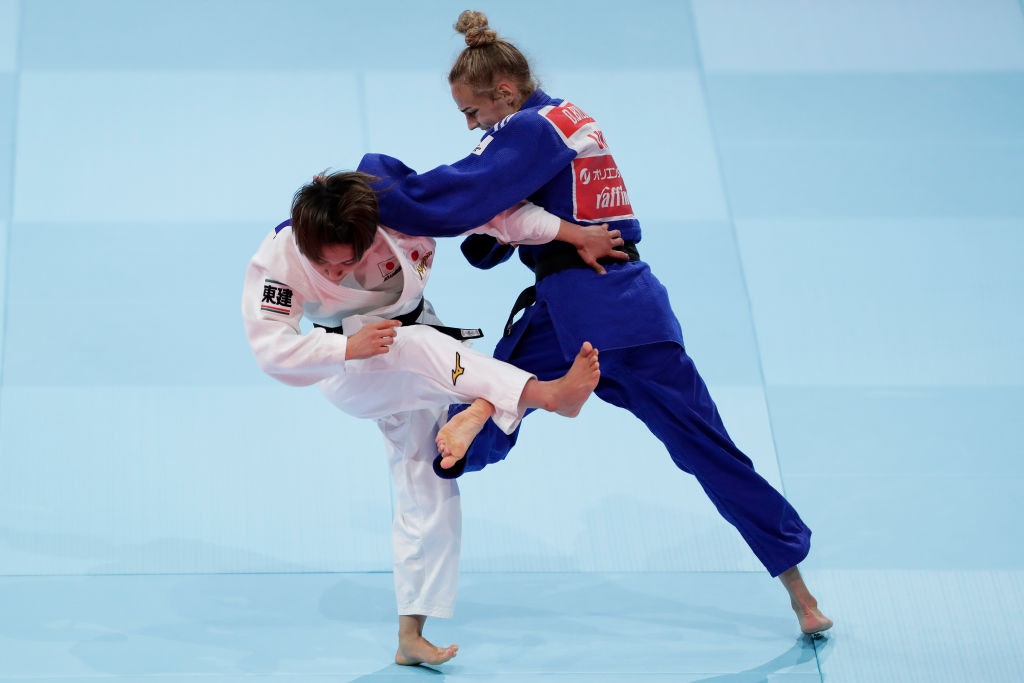 高專七帝柔道 保留日本柔術寢技特色跟奧運柔道截然不同