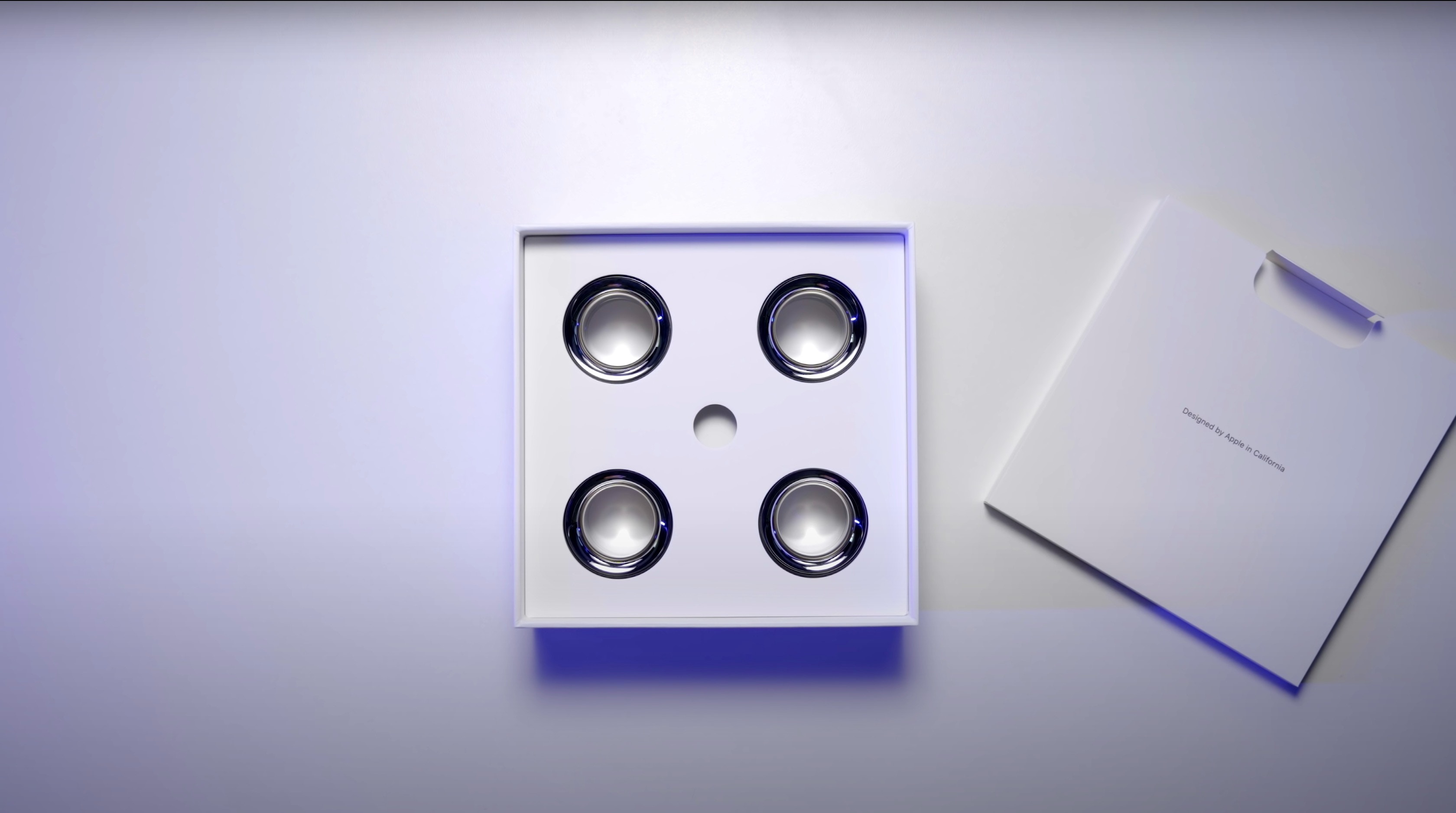 4個滾輪排列，與一份說明，但片中未有打開【Youtube截圖】