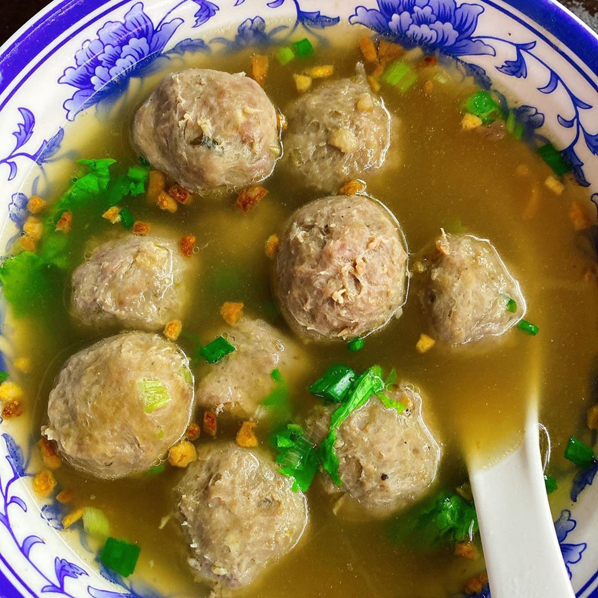 手打牛丸口感較紮實,有點像酒樓的牛肉球,喜歡食彈牙牛丸的人就不適合啦。(ig@ lioncity) 手打牛丸口感較紮實,有點像酒樓的牛肉球,喜歡食彈牙牛丸的人就不適合啦。(ig@ lioncity)