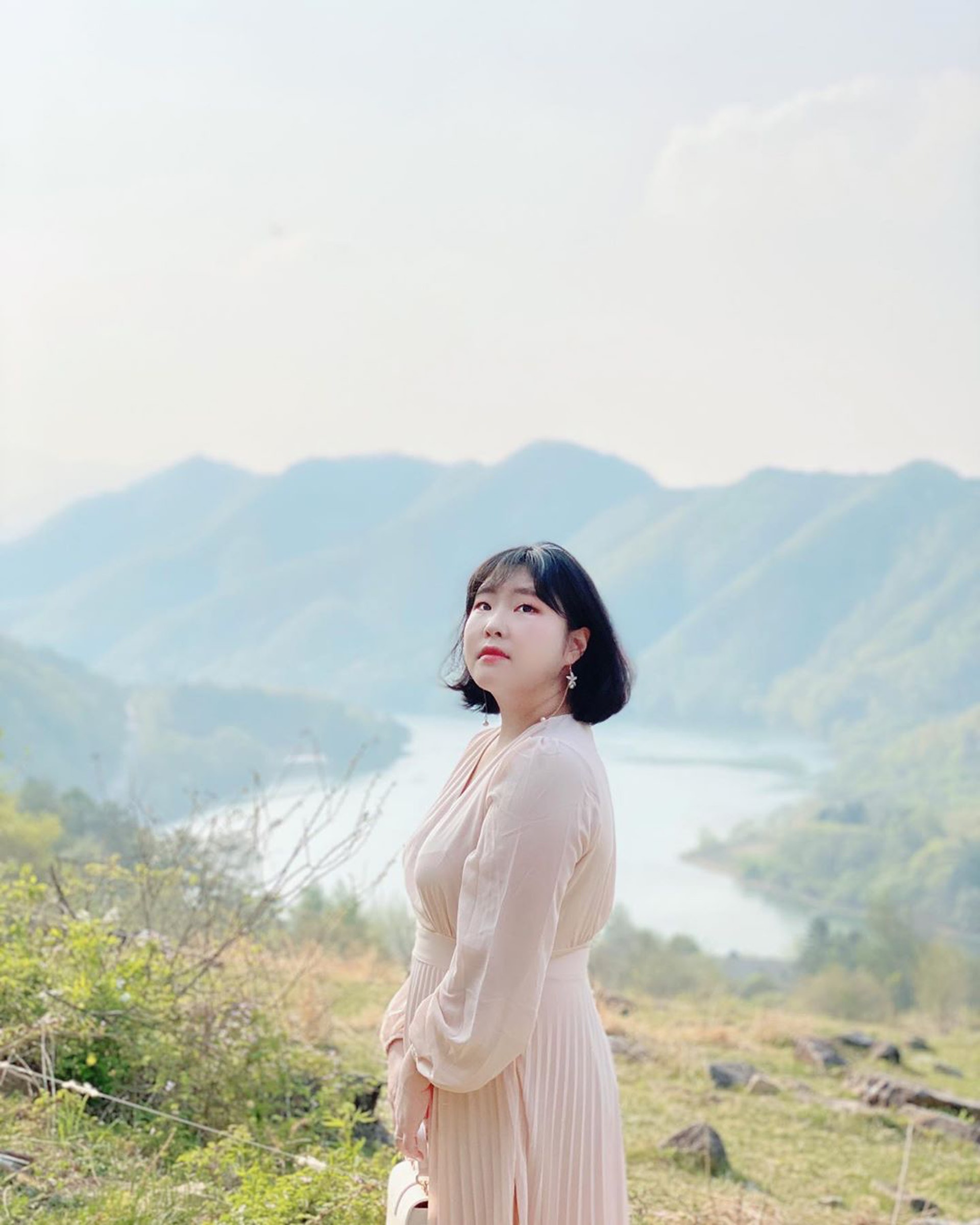 韓國女生Yunjeong憑「-10KG穿搭法」在Youtube吸9.52萬訂閱。(lyj.lpd@instagram)