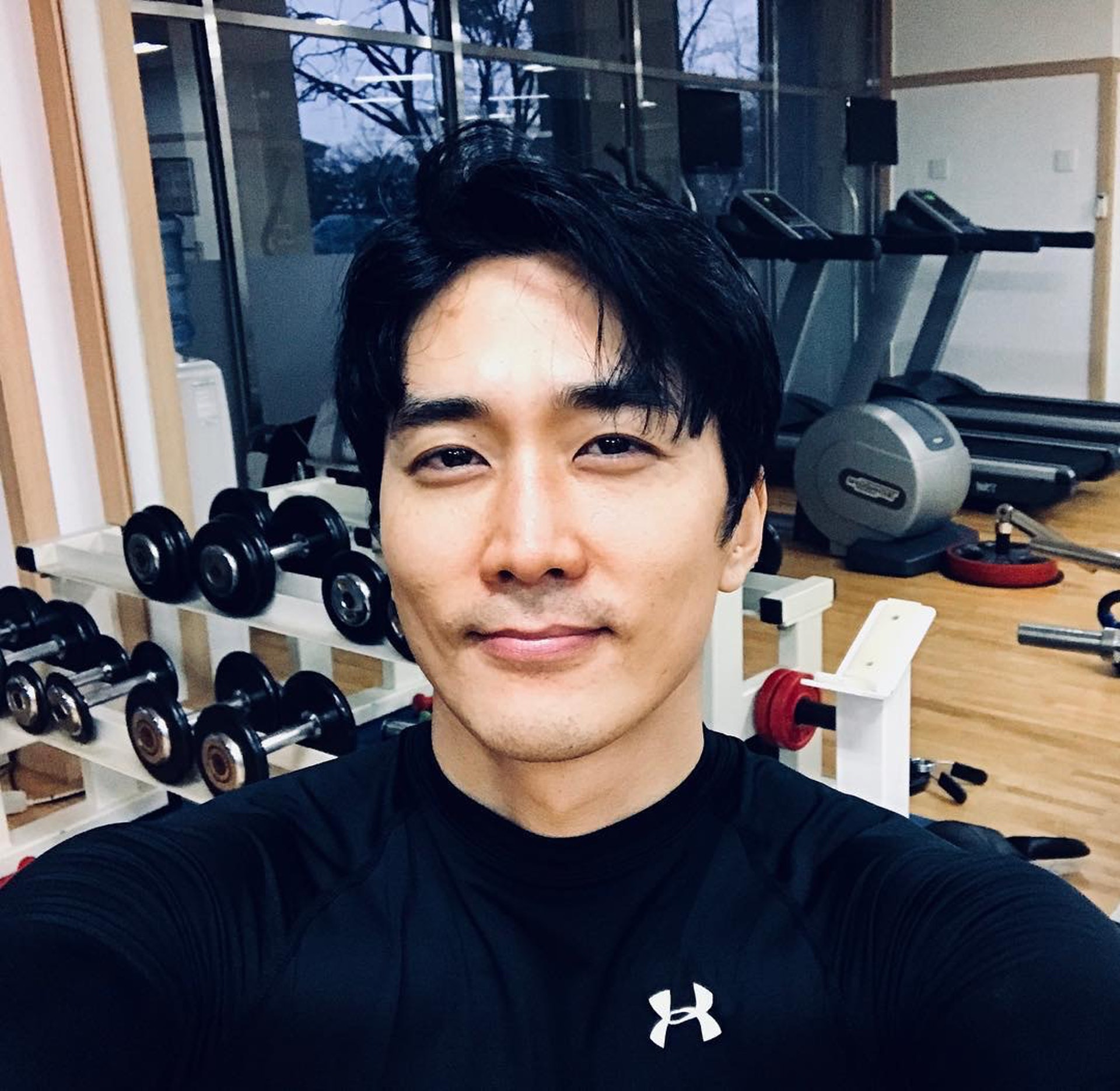 宋承憲曾言喬妹是其理想型。（songseungheon1005@IG）