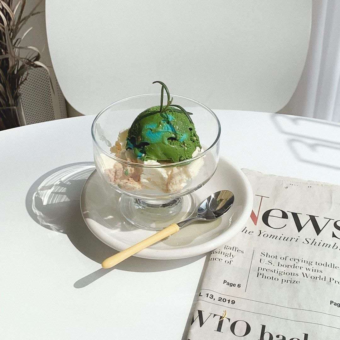 吸睛又清新「抹茶牛奶色」成為2020春夏大熱色系！（zoopeach@IG）