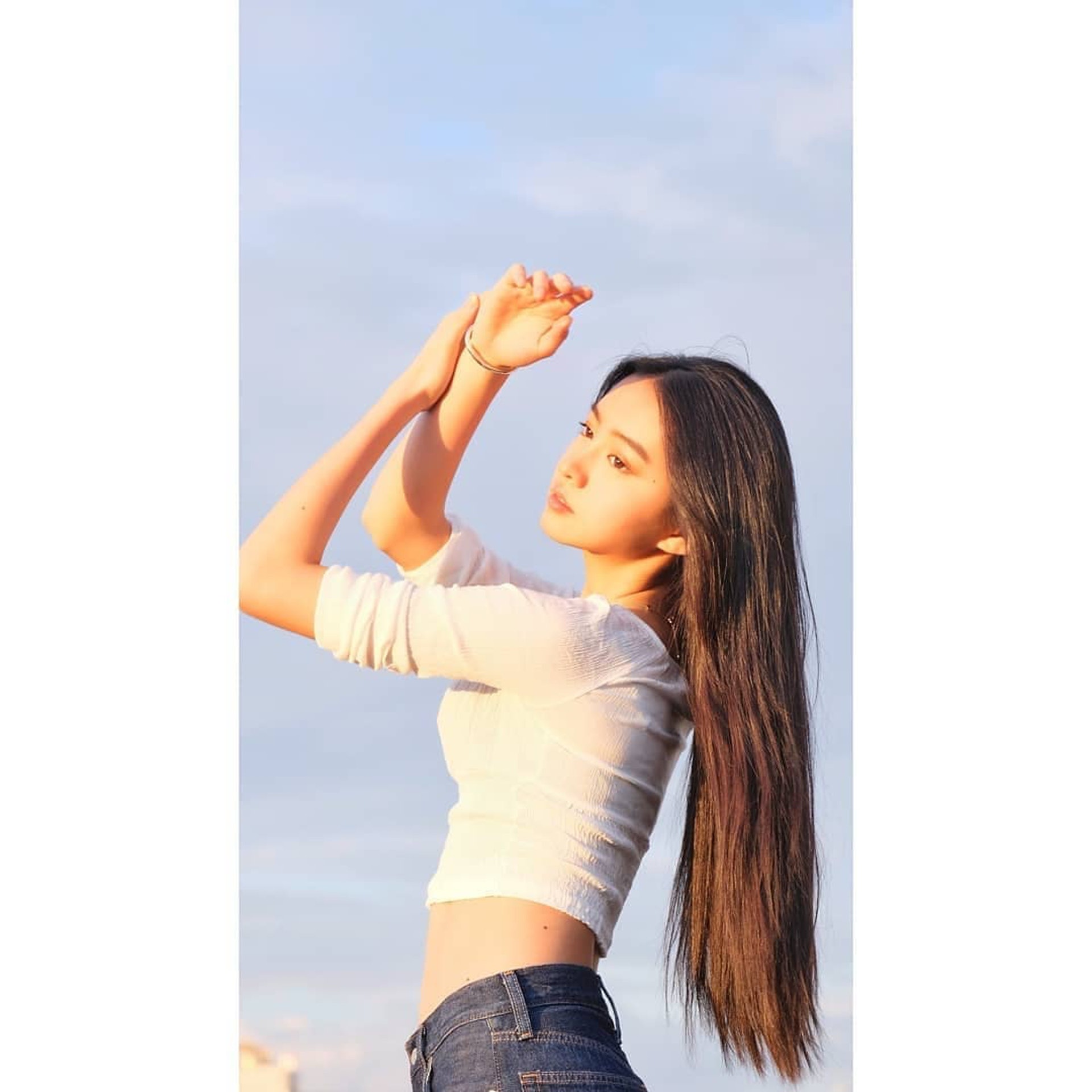 多圖 木村光希少女初長成急住性感頻曬好身材不惜真空上陣 香港01 即時娛樂 多圖 木村光希少女初長成急住性感頻曬好身材不惜真空上陣 香港01 即時娛樂