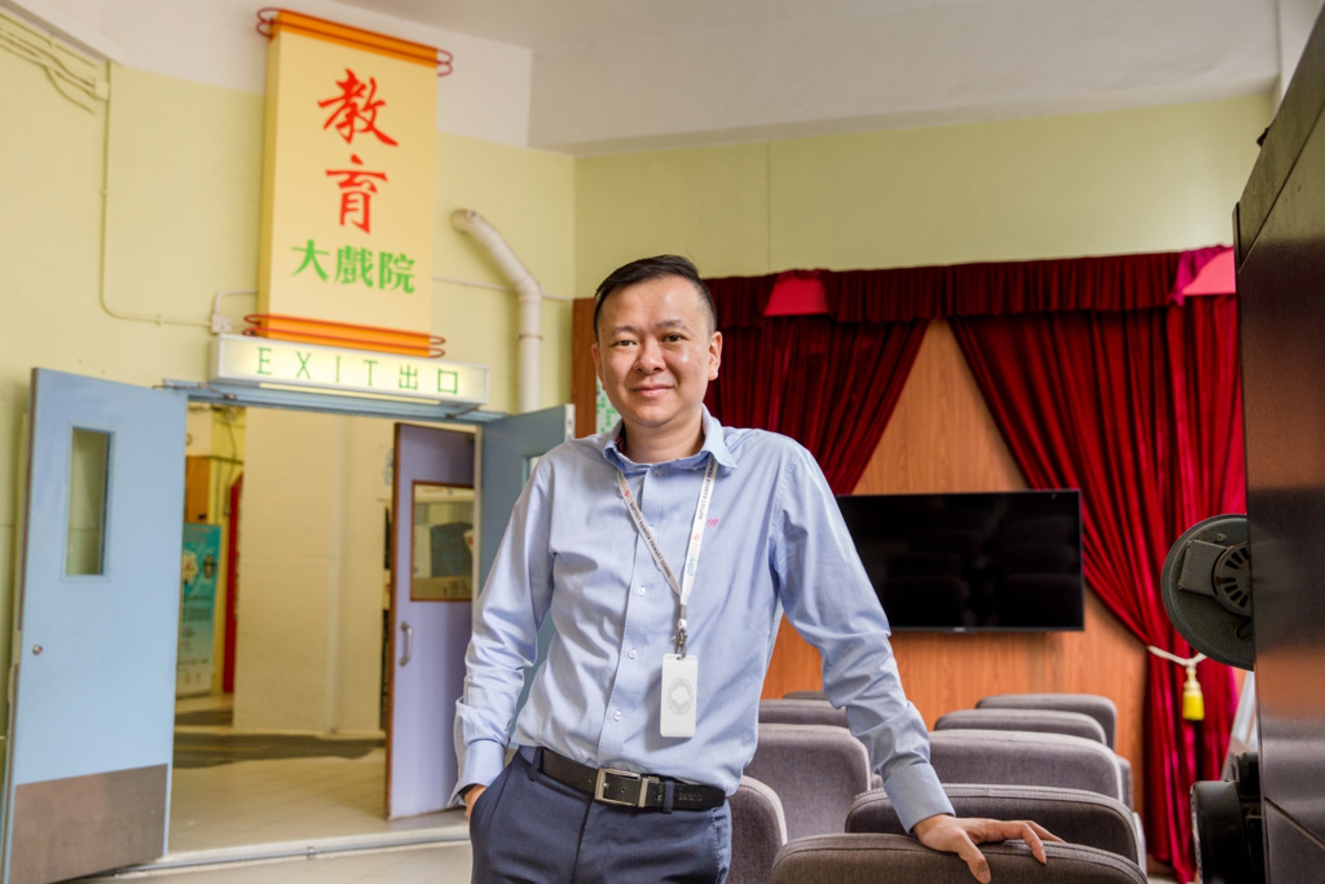 天虹小學校長馮耀章 天虹小學校長馮耀章