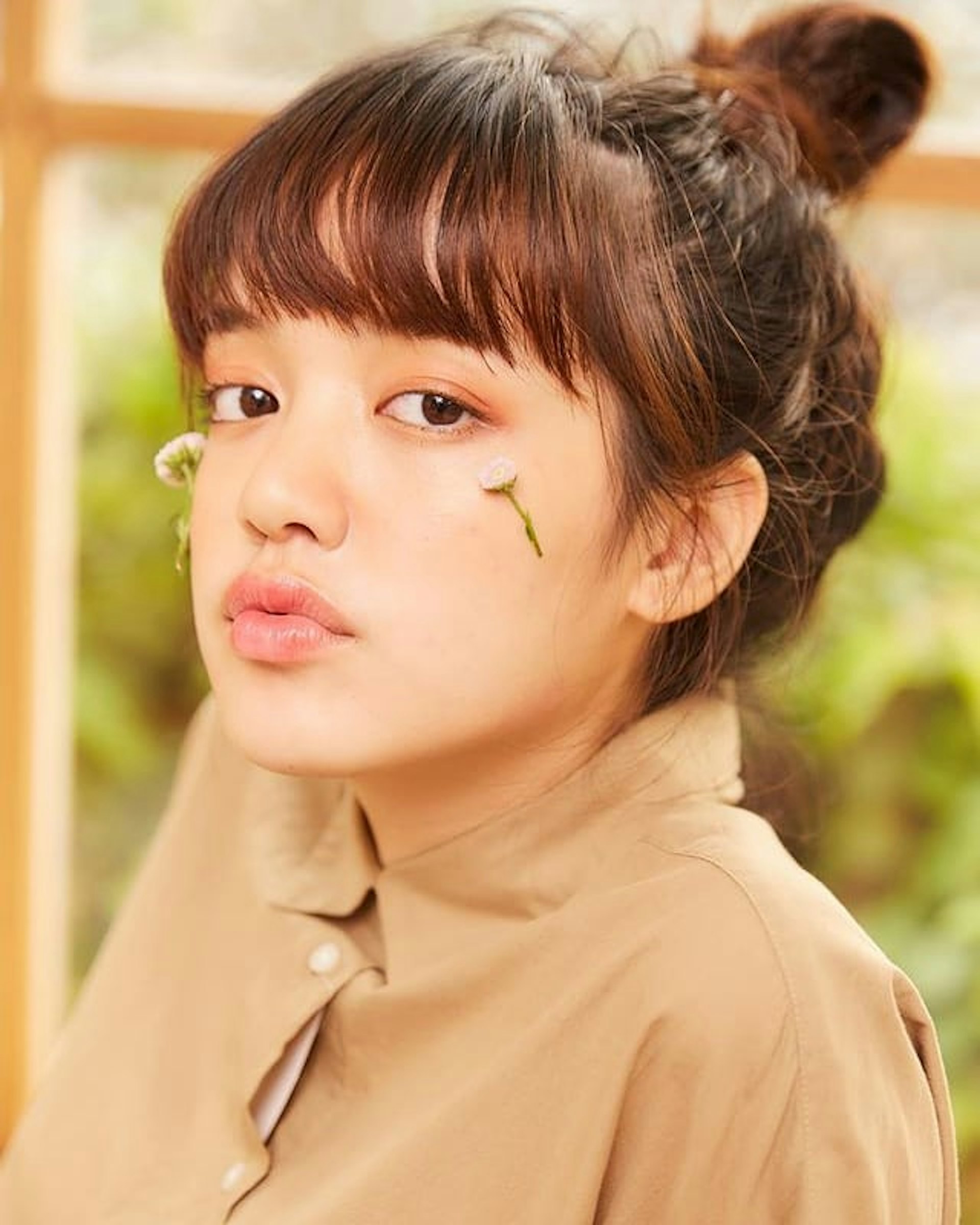 多圖 嚇鬼女朋友 國民初戀ploy 跟blackpink Lisa泰似樣 香港01 電影 多圖 嚇鬼女朋友 國民初戀ploy 跟blackpink Lisa泰似樣 香港01 電影