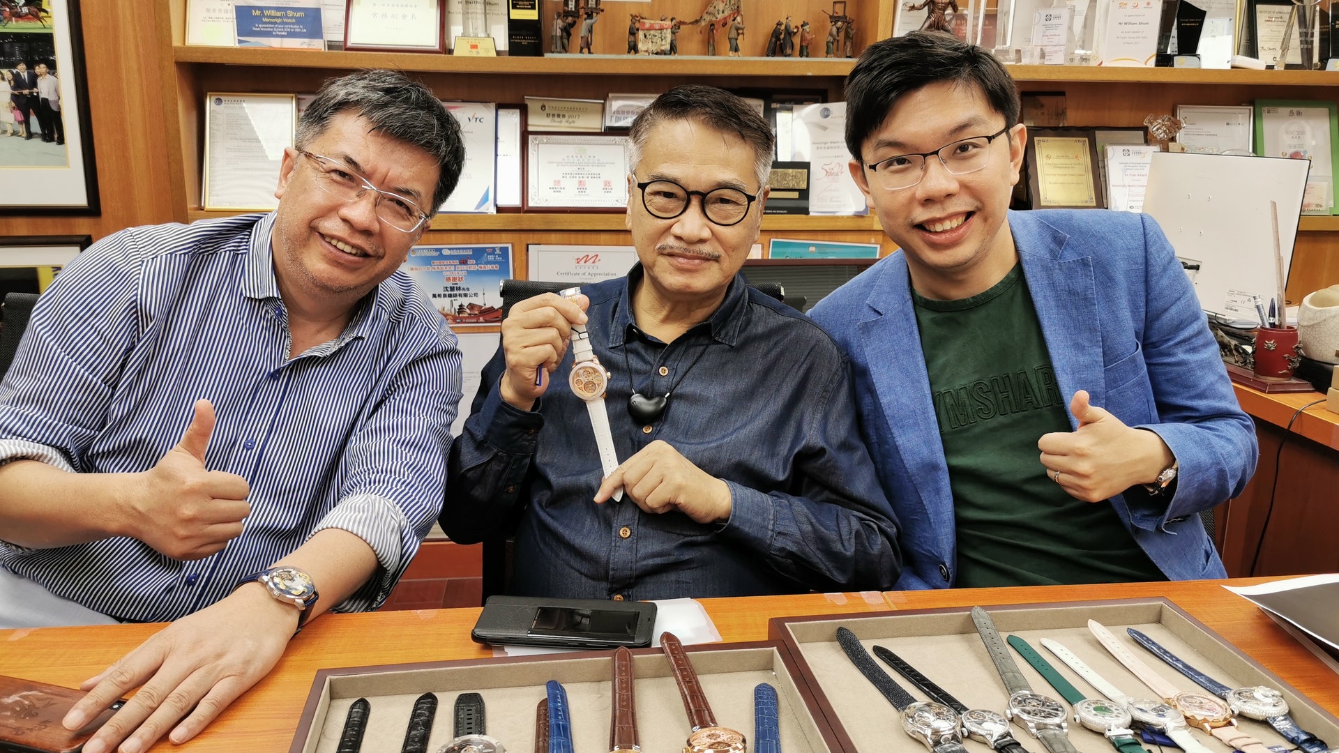 沈慧林邀吳孟達合作創作陀飛輪 把從影喜怒哀樂作為設計靈感 沈慧林邀吳孟達合作創作陀飛輪 把從影喜怒哀樂作為設計靈感