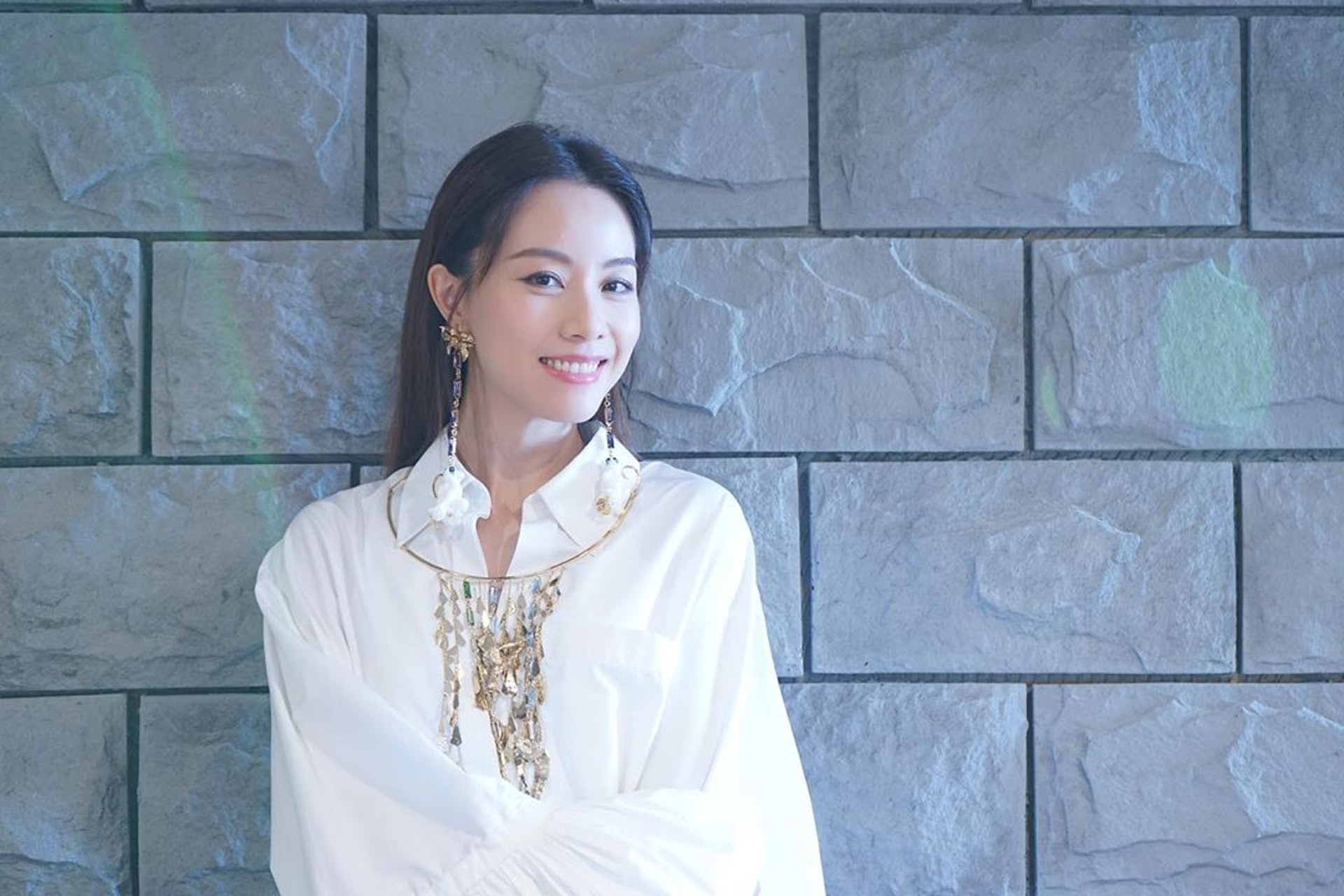 Stephy鄧麗欣仍有濃濃少女味。(IG:@stboo)