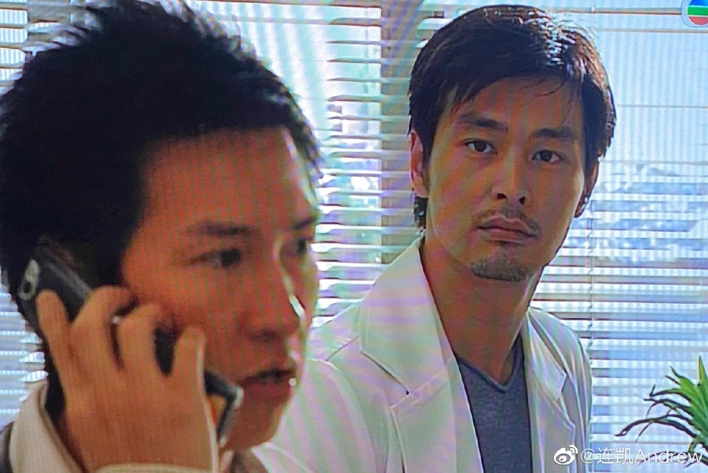 连凯在TVB剧集《天涯侠医》中饰演张家辉好兄弟、「龙城」医生贺正。（微博@连凯Andrew）