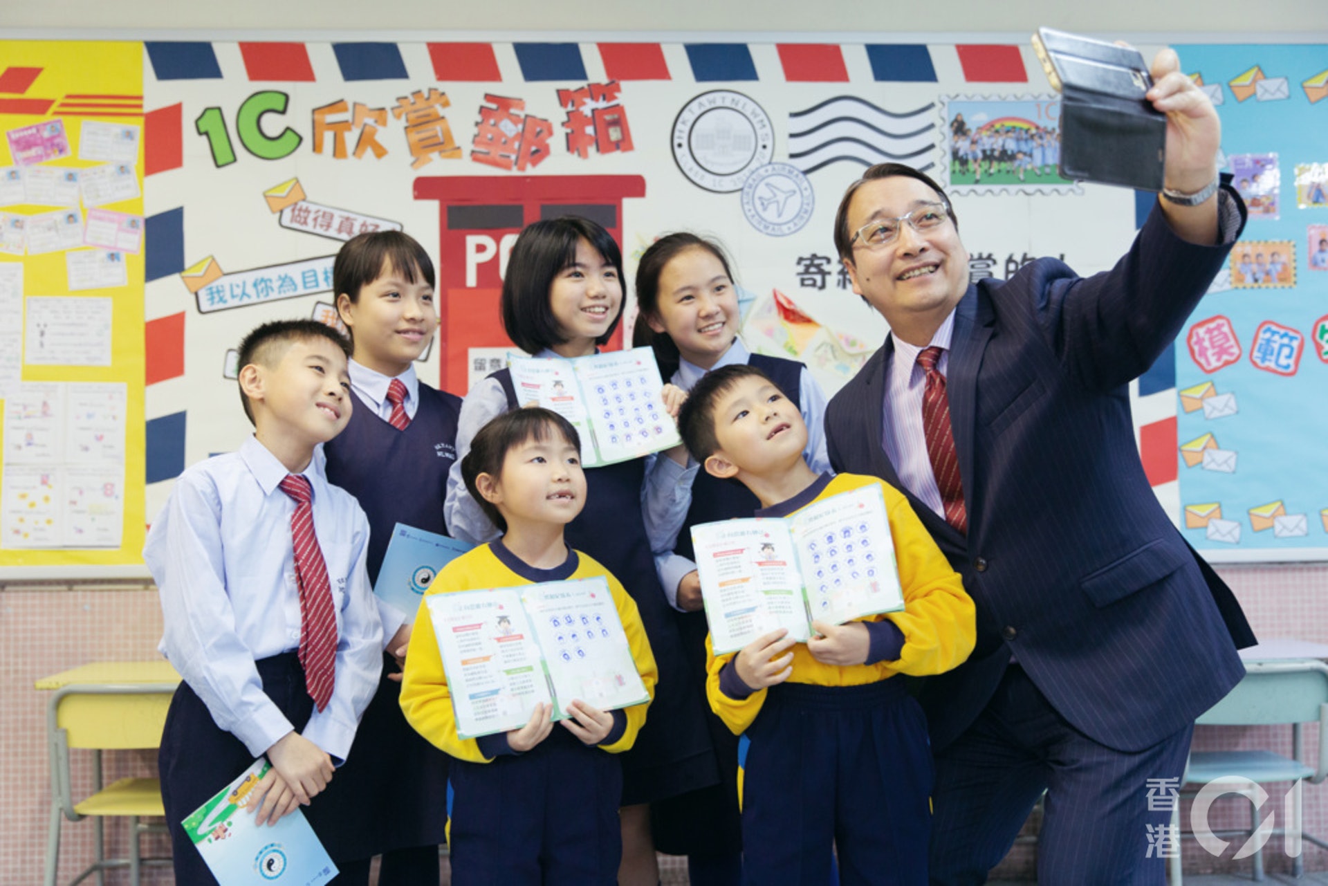 採訪當日,同學興奮地「體驗」終極大獎! 採訪當日,同學興奮地「體驗」終極大獎!