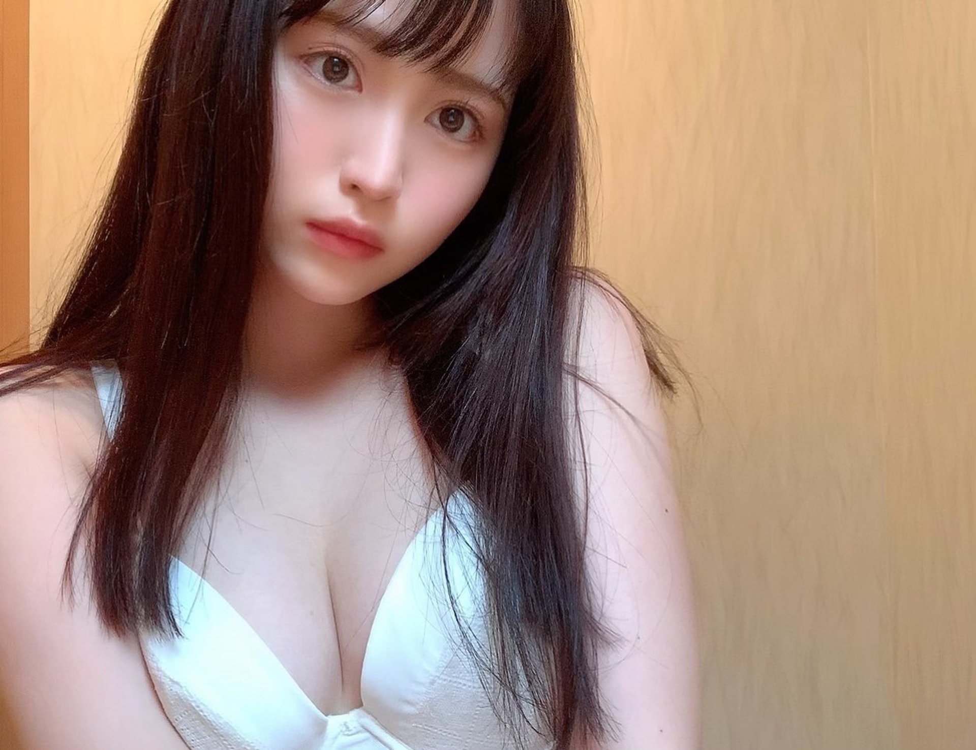 【第4名 小野六花】出眾身材加上可愛的臉蛋,因此被喻為最令人期待的最強新人。twitter@onorikka 【第4名 小野六花】出眾身材加上可愛的臉蛋,因此被喻為最令人期待的最強新人。twitter@onorikka