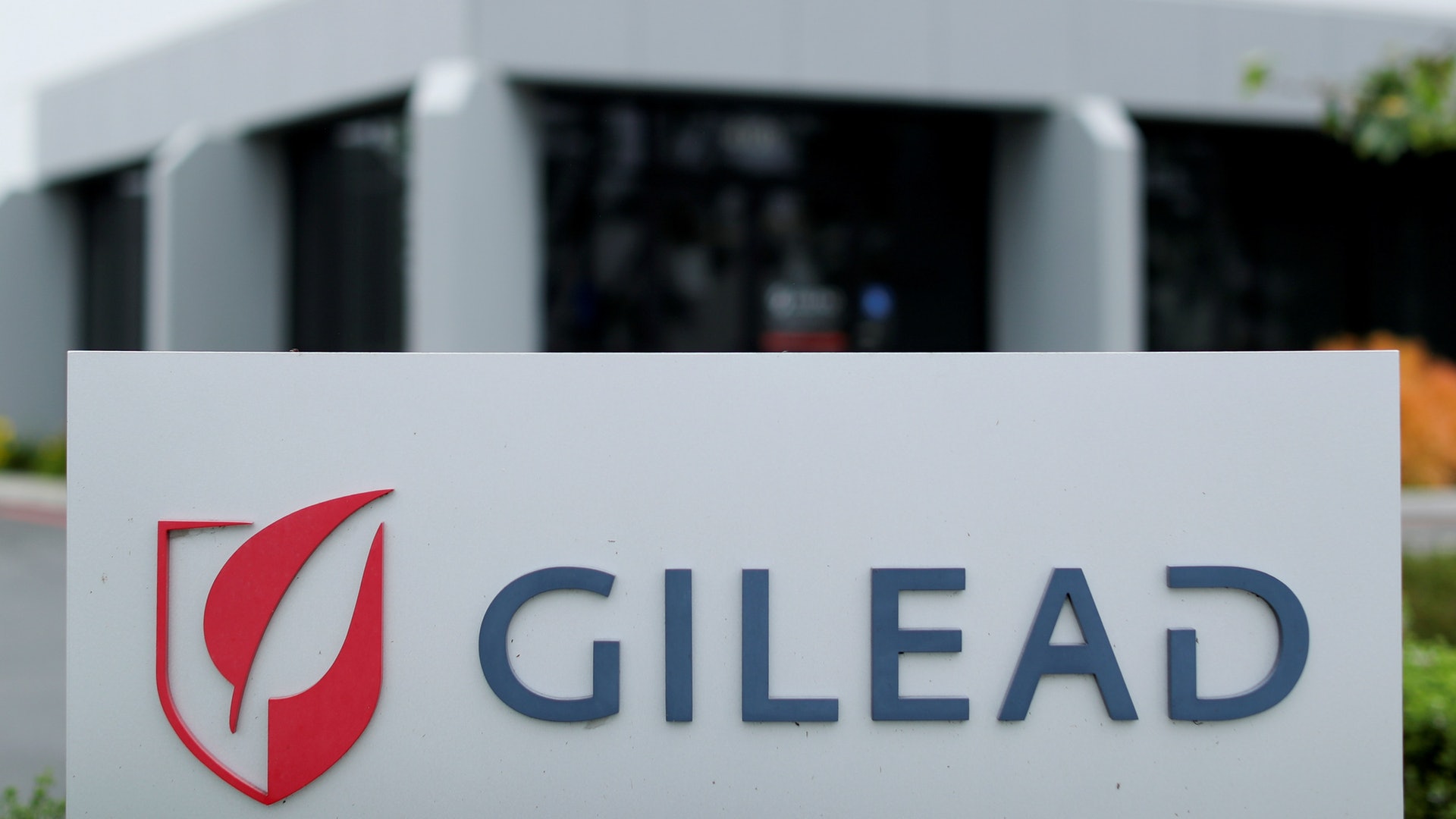 美國藥廠吉利德(Gilead Sciences)擁有瑞德西韋的專利。圖為2020年4月29日,瑞德西韋位於加州(California)的廠房。(Reuters) 美國藥廠吉利德(Gilead Sciences)擁有瑞德西韋的專利。圖為2020年4月29日,瑞德西韋位於加州(California)的廠房。(Reuters)
