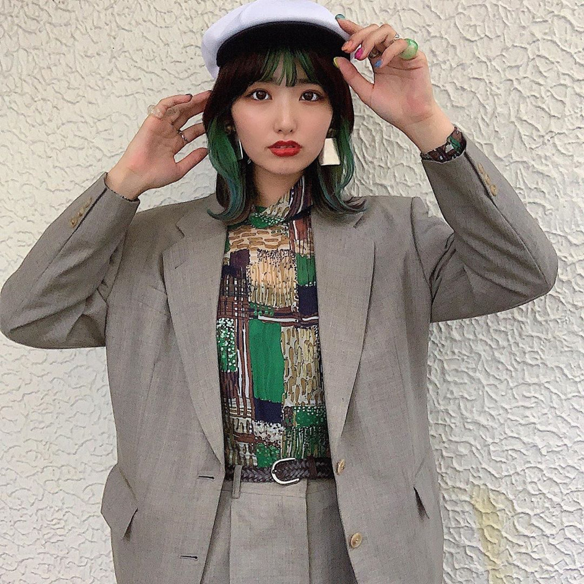 日本女生Chaki的YouTube Channel主要分享有關美妝、穿搭以及飲食等生活資訊。(__nmsk13@Instagram)