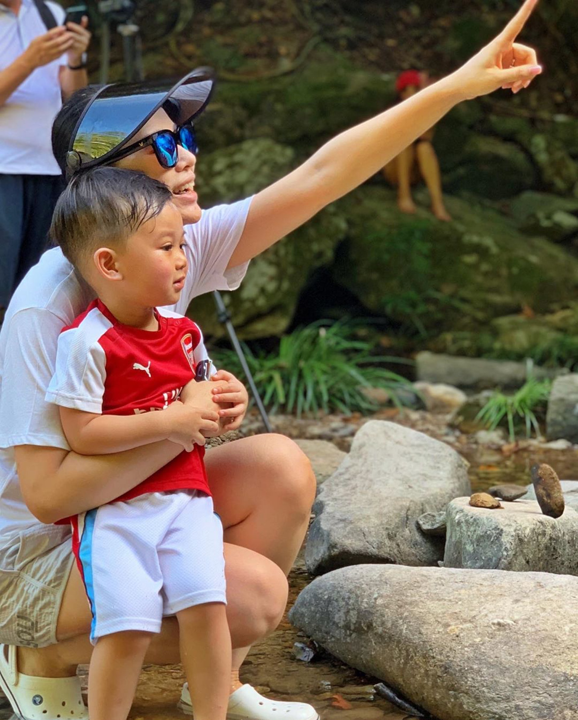 胡杏兒一家呢日去新娘潭郊遊影咗唔少靚相。 (IG:@hakkaphil) 胡杏兒一家呢日去新娘潭郊遊影咗唔少靚相。 (IG:@hakkaphil)