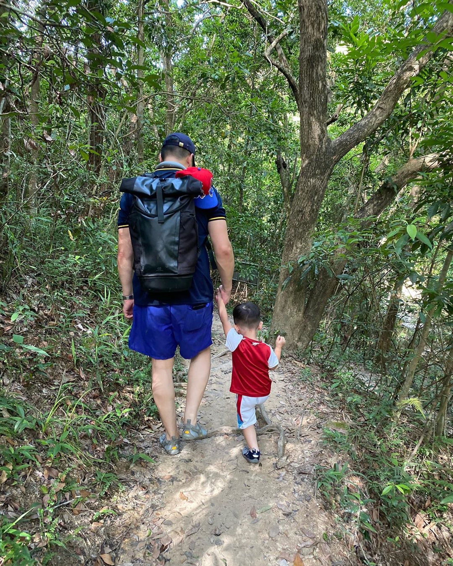 胡杏兒一家呢日去新娘潭郊遊影咗唔少靚相。 (IG:@myoliemyolie) 胡杏兒一家呢日去新娘潭郊遊影咗唔少靚相。 (IG:@myoliemyolie)