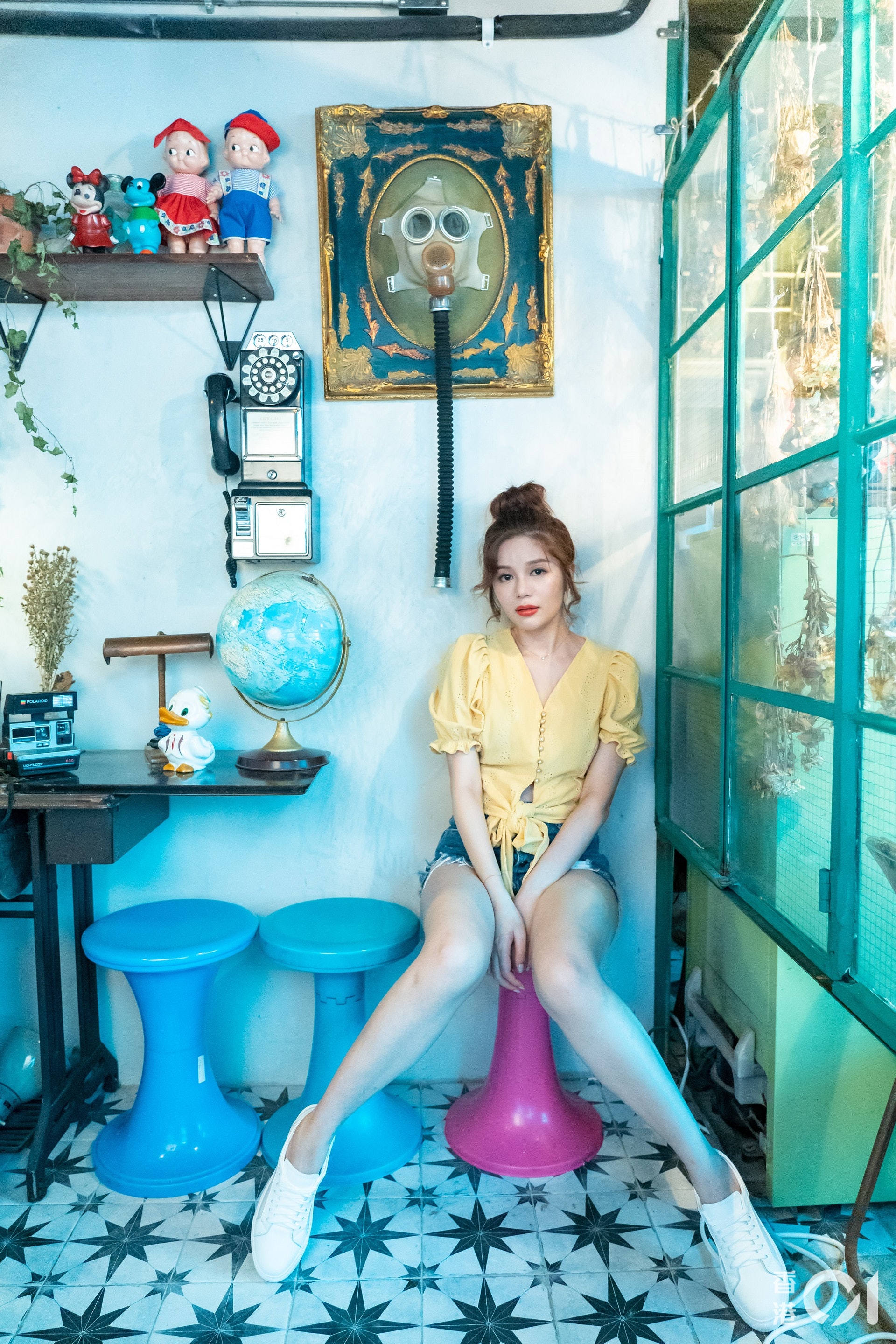 陈洁玲在观塘开设了两间party room,月入平均有六位数字,她认为比起TVB艺人赚得更多。 (叶志明摄) 陈洁玲在观塘开设了两间party room,月入平均有六位数字,她认为比起TVB艺人赚得更多。 (叶志明摄)